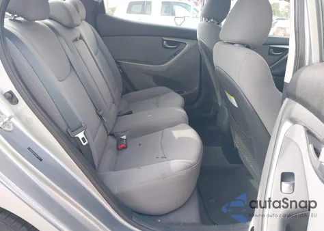 2016 Hyundai Elantra Se z USA, uszkodzony, nr VIN 5NPDH4AE4GH667713